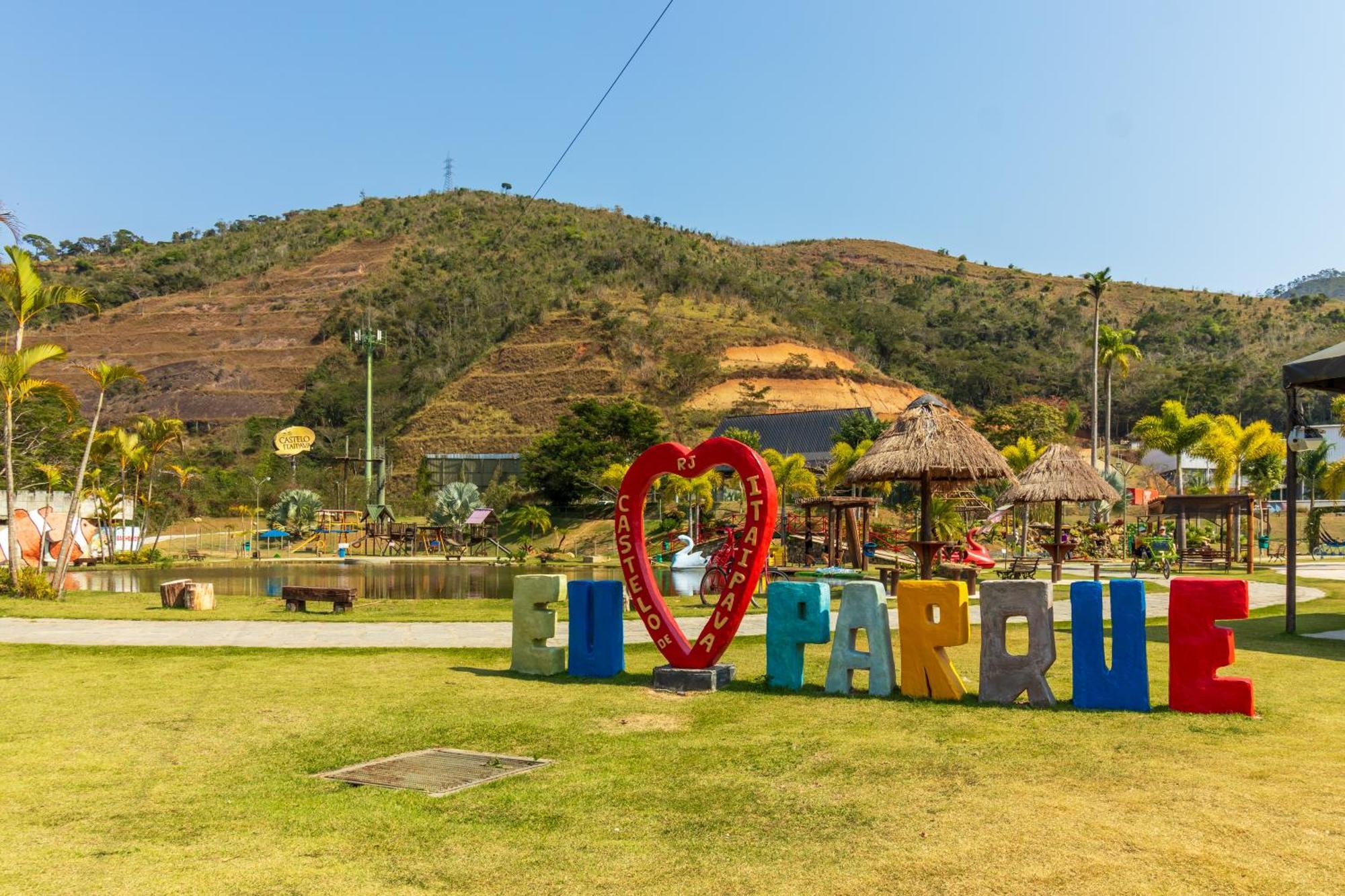 Castelo De Itaipava - Hotel, Eventos E Gastronomia Zewnętrze zdjęcie